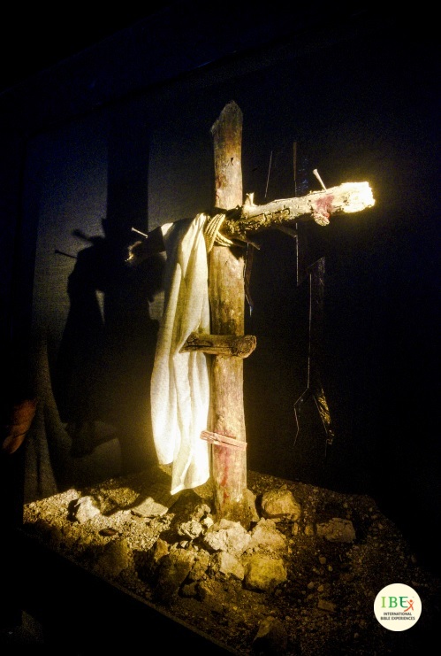 Cross (Photo Credit: Daw Ching)